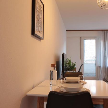 Apartamento Zentral. Stylisch. Balkon & Parkplatz. Netflix Holzgerlingen Exterior foto