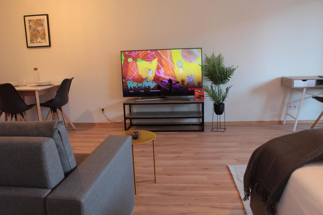 Apartamento Zentral. Stylisch. Balkon & Parkplatz. Netflix Holzgerlingen Exterior foto